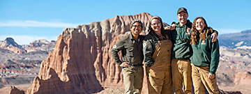 Group of students serving in the Utah Conservation Corps